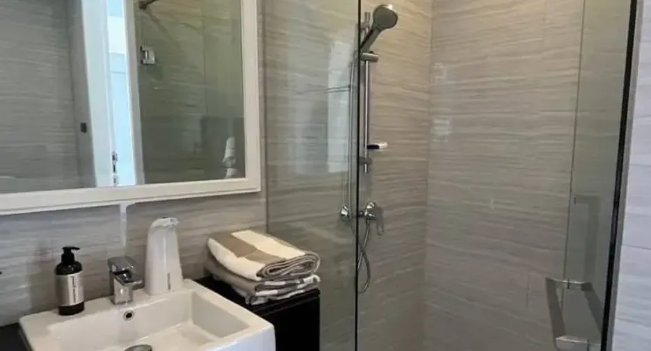 Casa en venta de 4 habitaciones en Watthana, Bangkok