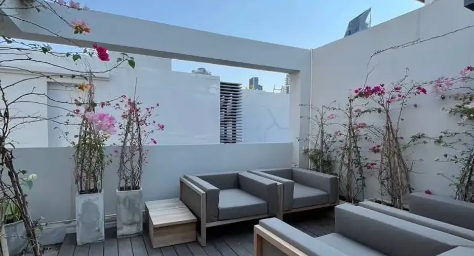 Casa en venta de 4 habitaciones en Watthana, Bangkok