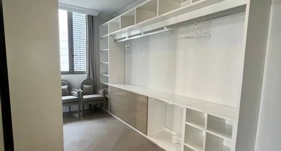 Casa en venta de 4 habitaciones en Watthana, Bangkok