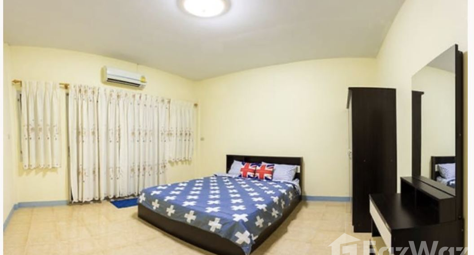 For rent 3 Beds townhouse in Mueang Rayong, Rayong