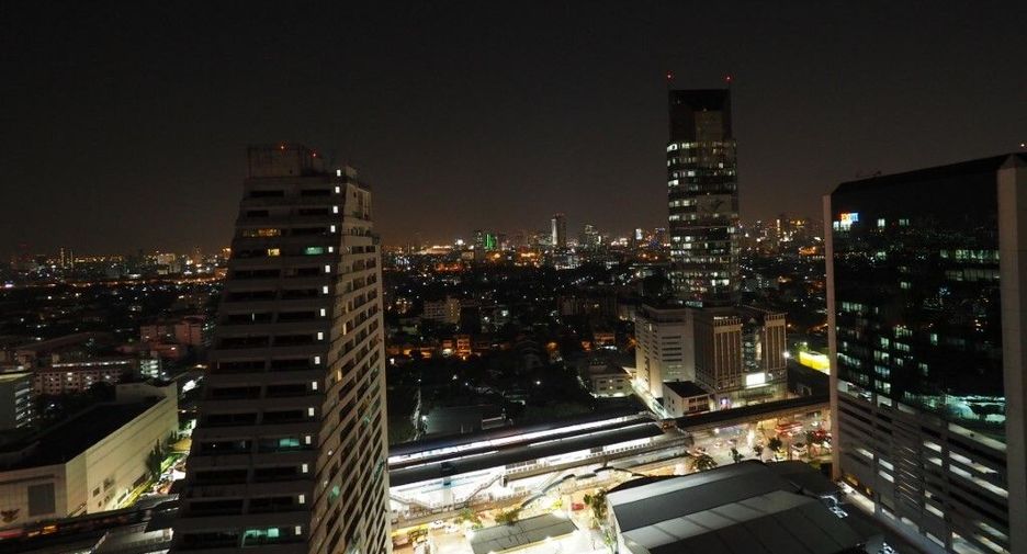 For rent 1 bed condo in Phaya Thai, Bangkok