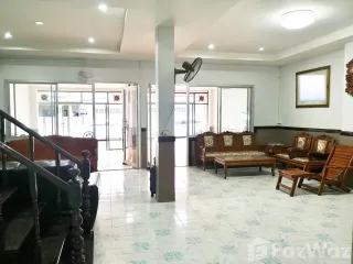 For sale 4 bed townhouse in Sena, Phra Nakhon Si Ayutthaya