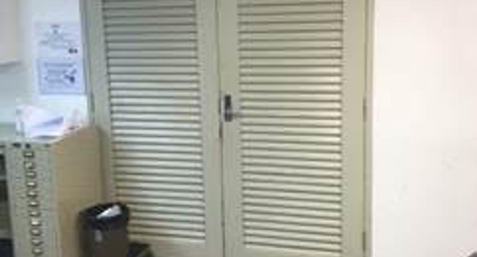 For rent 1 Beds office in Khlong Toei, Bangkok