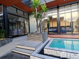 For sale 4 bed villa in Sattahip, Chonburi
