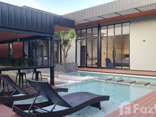 For sale 4 bed villa in Sattahip, Chonburi