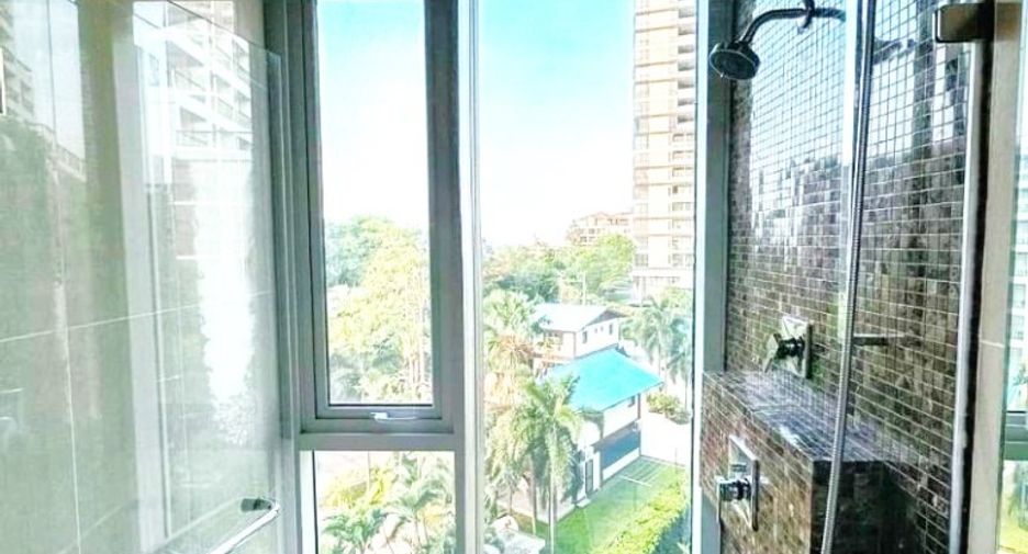 For sale 2 bedrooms condo in North Pattaya, Pattaya