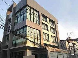 For sale 11 bed office in Suan Luang, Bangkok