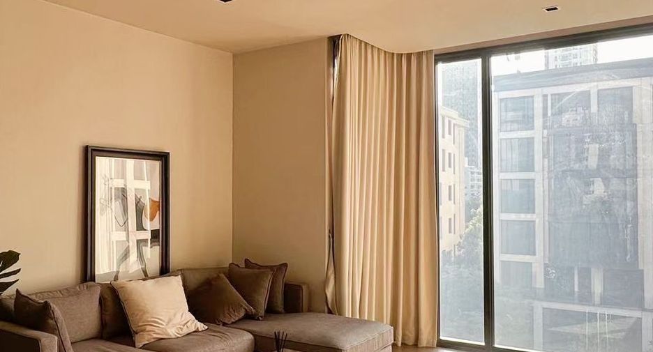 For sale 3 bed condo in Watthana, Bangkok
