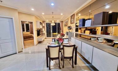 For rent 2 bed condo in Huai Khwang, Bangkok