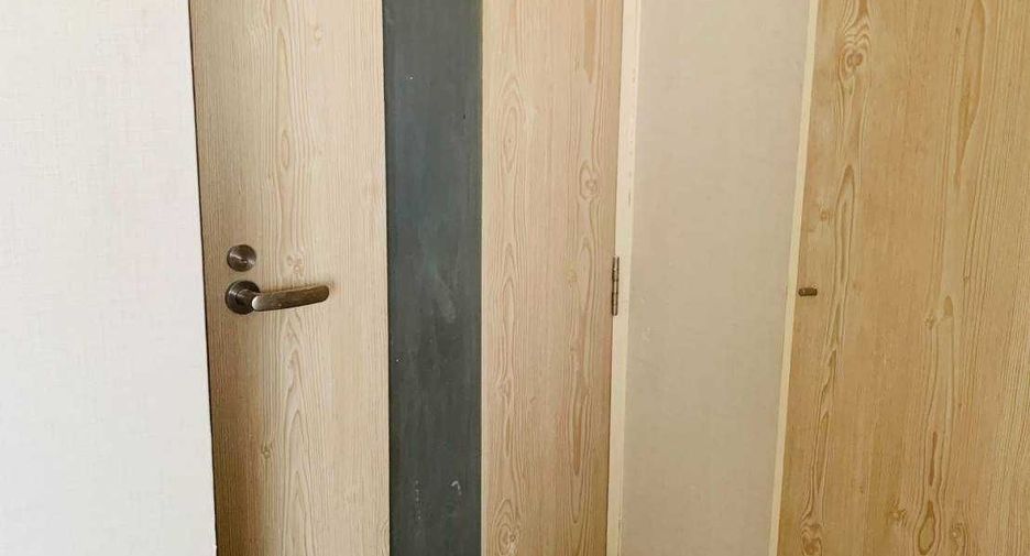 For sale 2 bed condo in Watthana, Bangkok