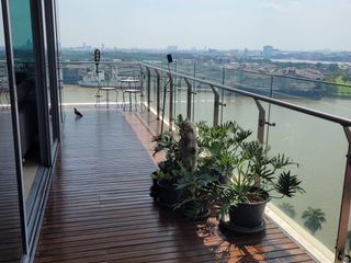 For sale 3 bed condo in Yan Nawa, Bangkok