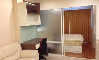 For rent 1 bed condo in Huai Khwang, Bangkok