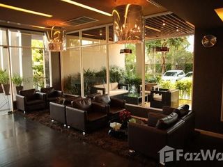 For rent 2 bed condo in Yan Nawa, Bangkok