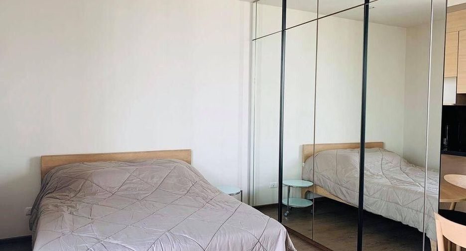 For rent studio condo in Khlong Toei, Bangkok