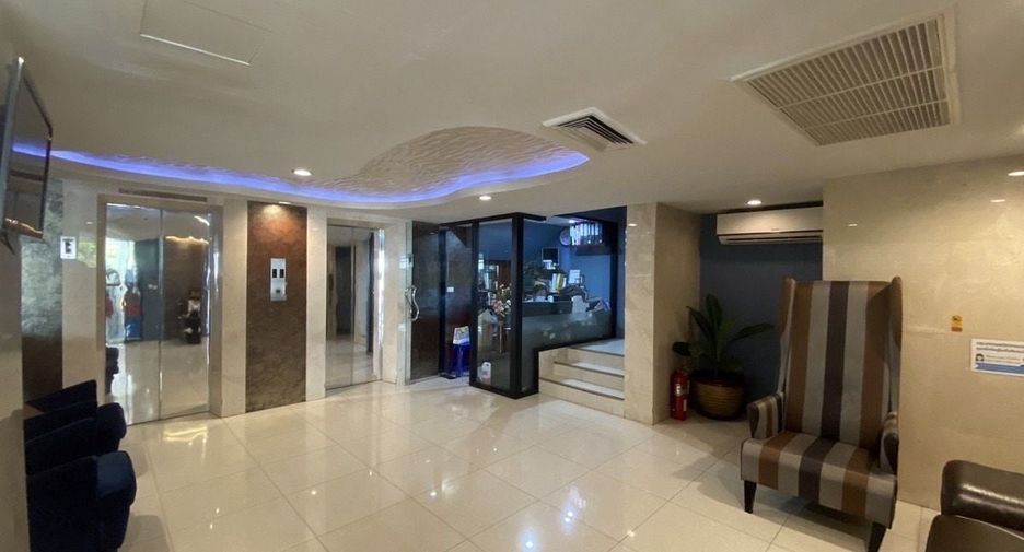 For rent スタジオ condo in Khlong Toei, Bangkok