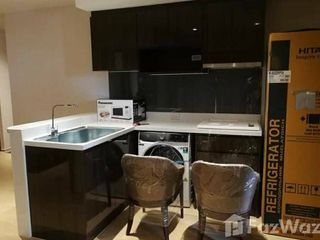 For sale 2 bed condo in Watthana, Bangkok