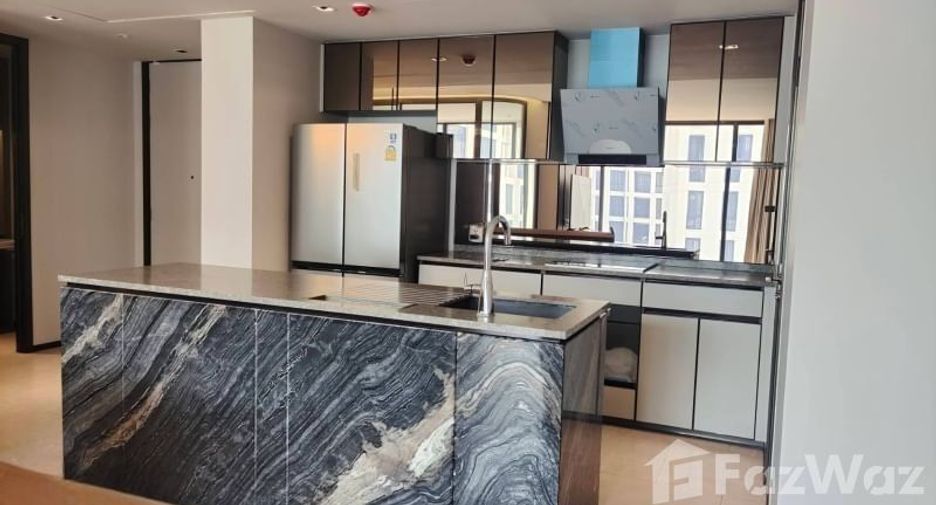 For rent 2 bed condo in Watthana, Bangkok