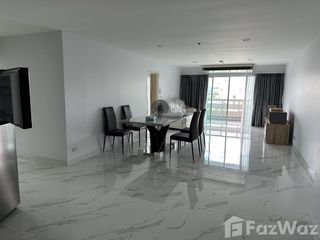 For rent 3 Beds condo in Yan Nawa, Bangkok
