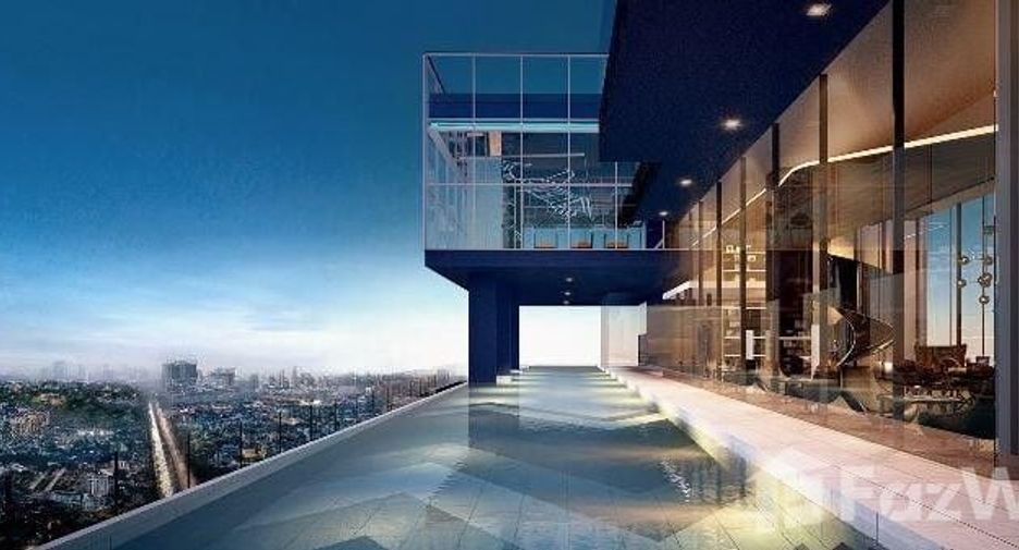 For sale 2 bed condo in Phaya Thai, Bangkok