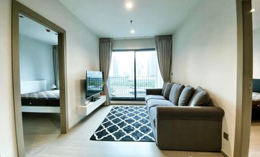 For rent 2 bed condo in Huai Khwang, Bangkok