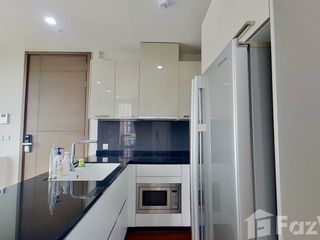 For rent 2 bed condo in Watthana, Bangkok