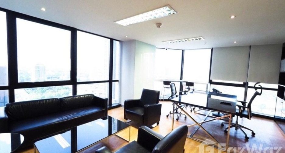 For rent office in Watthana, Bangkok