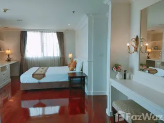 For rent 4 bed condo in Watthana, Bangkok