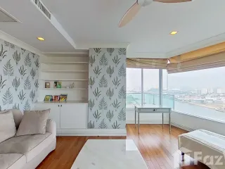 For rent 3 Beds condo in Dusit, Bangkok