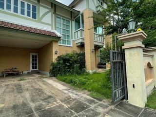 For rent 4 Beds house in Lat Phrao, Bangkok