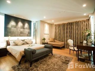 For rent 3 bed condo in Pathum Wan, Bangkok