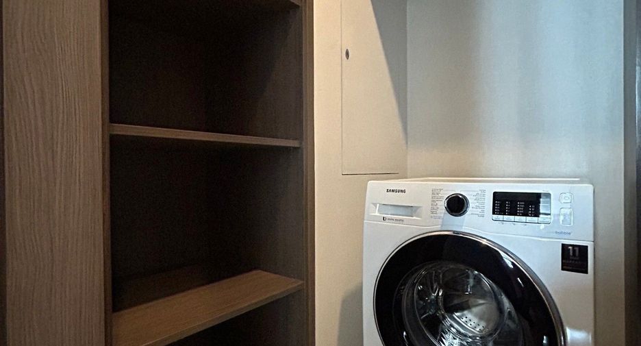 For rent 2 bed condo in Khlong Toei, Bangkok