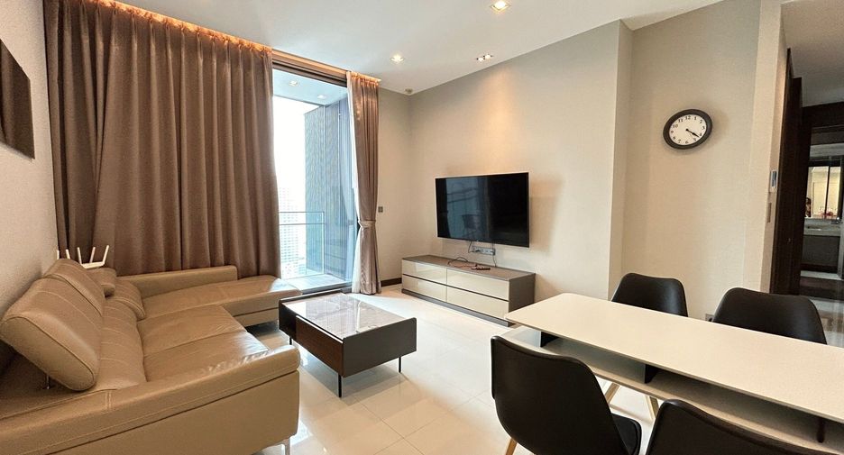For rent 2 bed condo in Khlong Toei, Bangkok