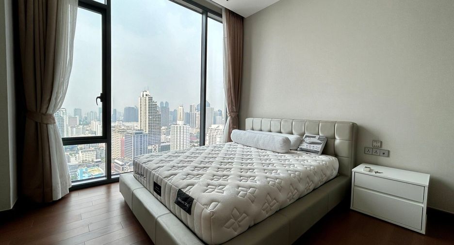 For rent 2 bed condo in Khlong Toei, Bangkok