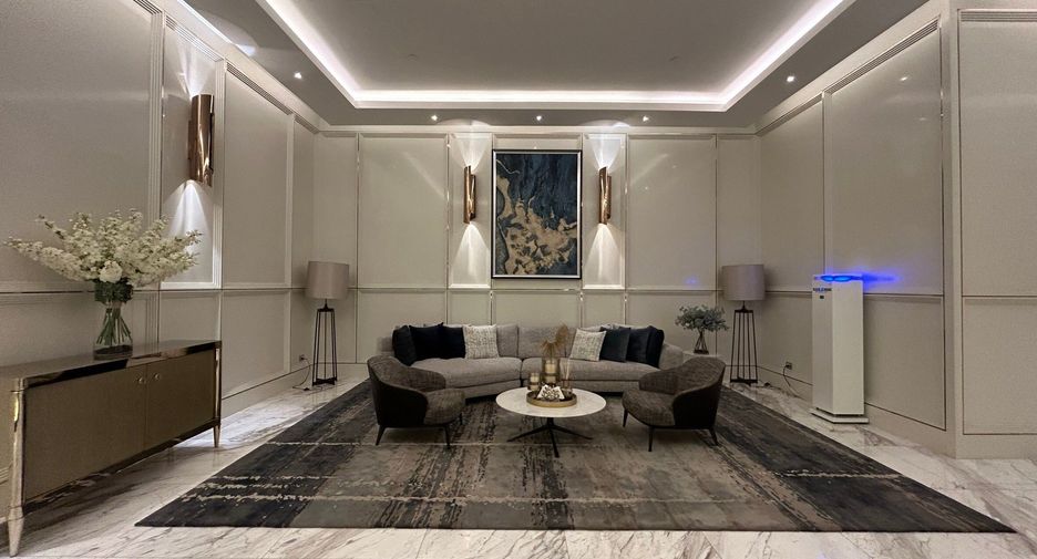 For rent 2 bed condo in Khlong Toei, Bangkok