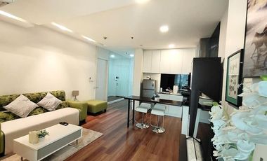 For sale 2 bed condo in Khlong Toei, Bangkok