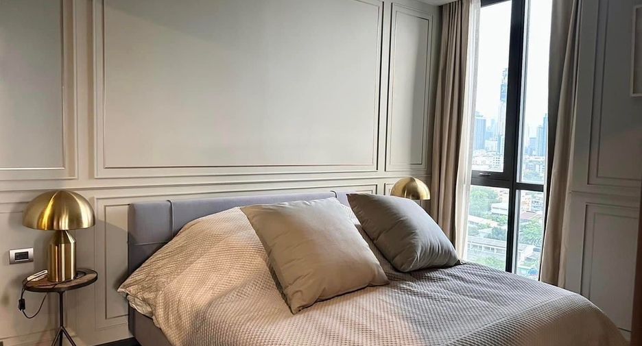 For rent 2 bed condo in Phaya Thai, Bangkok