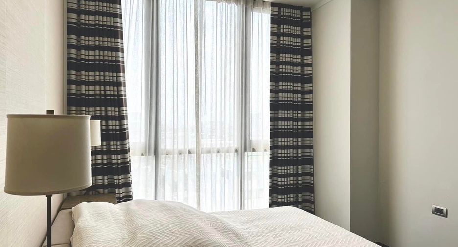 For rent 2 bed condo in Phaya Thai, Bangkok
