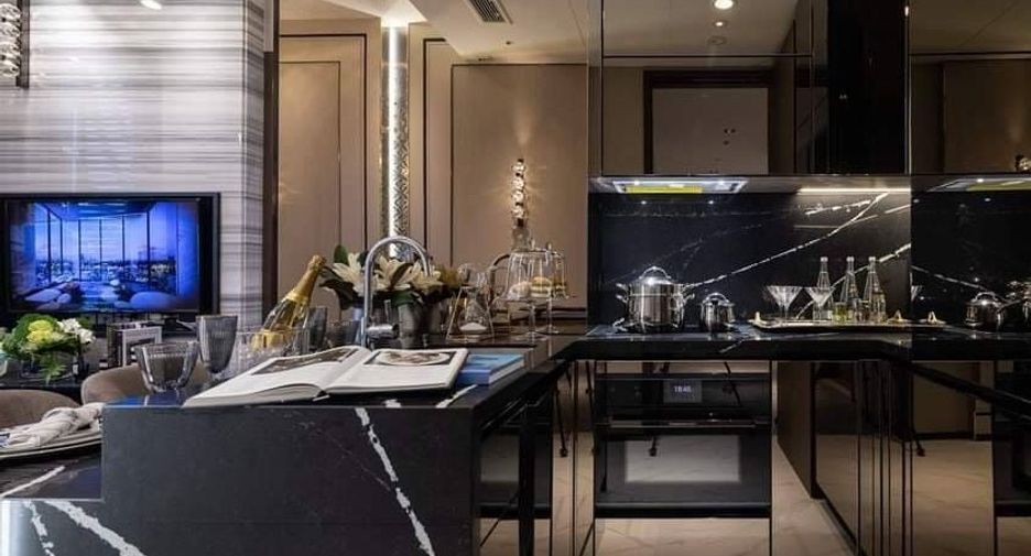 For sale 1 bed condo in Khlong Toei, Bangkok