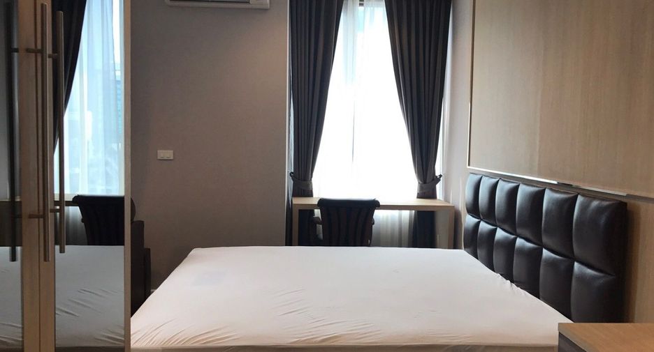 For rent 1 bed condo in Sathon, Bangkok
