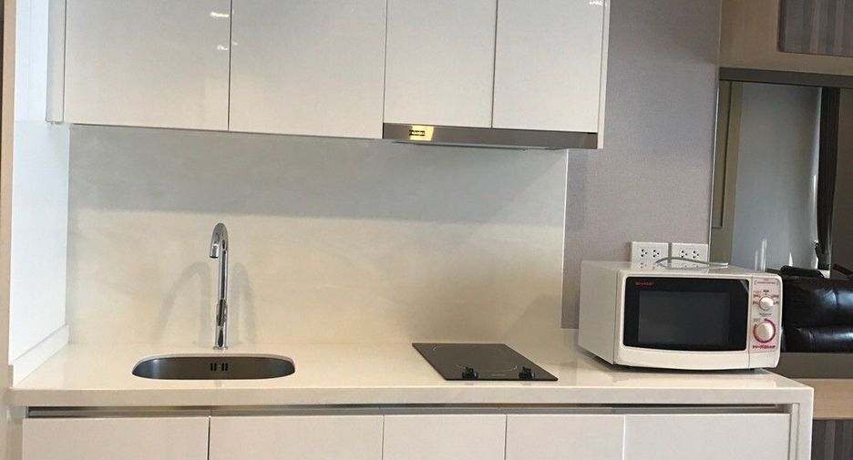 For rent 1 bed condo in Sathon, Bangkok