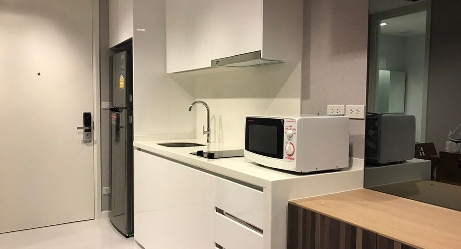 For rent 1 bed condo in Sathon, Bangkok