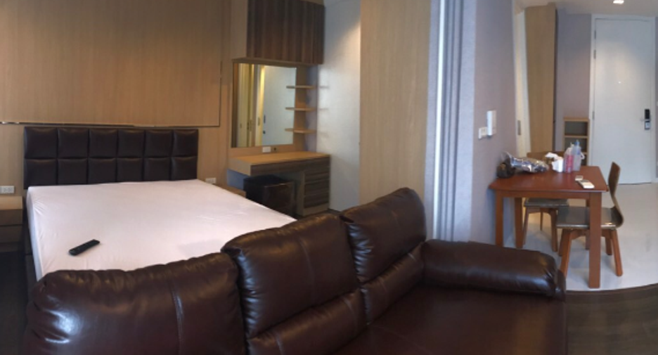 For rent 1 bed condo in Sathon, Bangkok