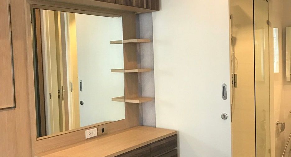 For rent 1 bed condo in Sathon, Bangkok