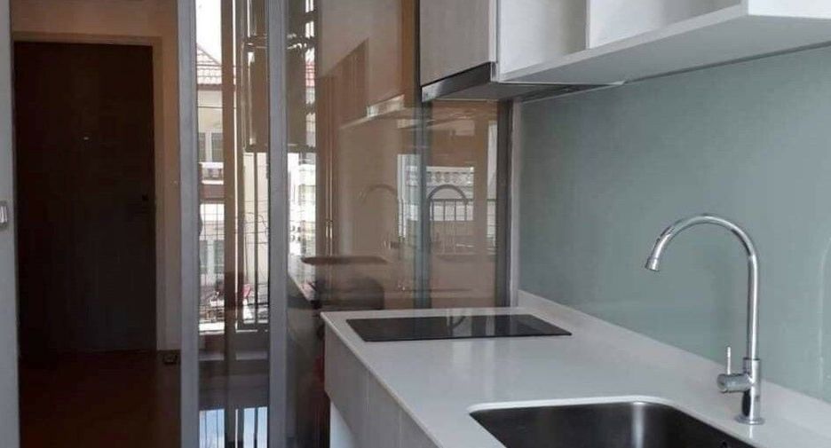 For sale 1 Beds condo in Lat Phrao, Bangkok