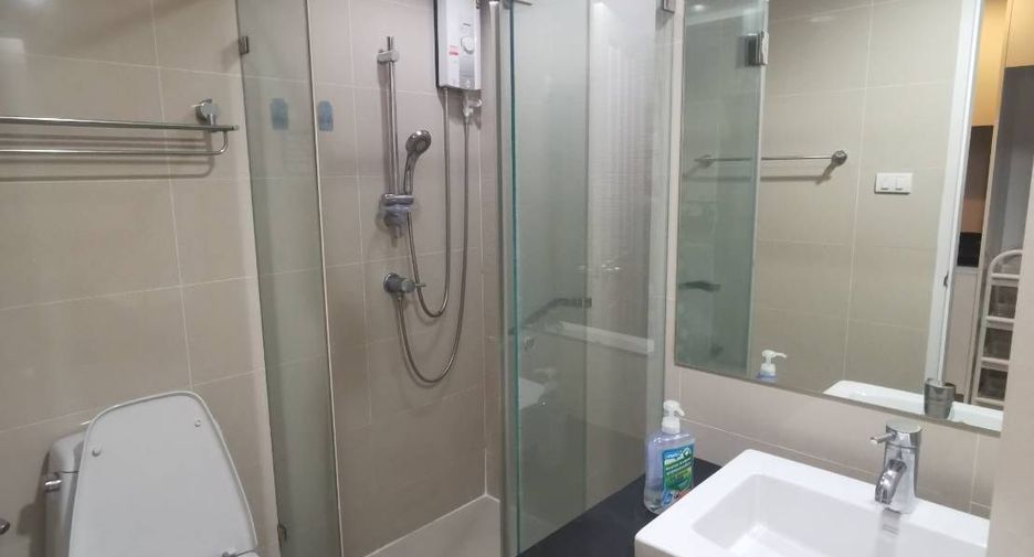 For sale 1 bed condo in Huai Khwang, Bangkok