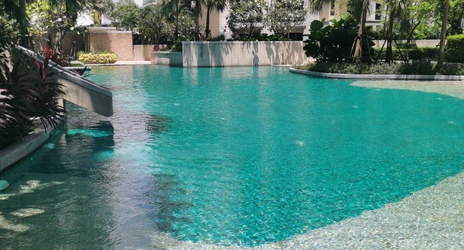 For sale 1 bed condo in Huai Khwang, Bangkok