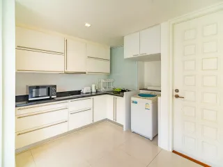 For sale 3 bed condo in Bang Lamung, Chonburi