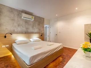 For sale 3 bed condo in Bang Lamung, Chonburi