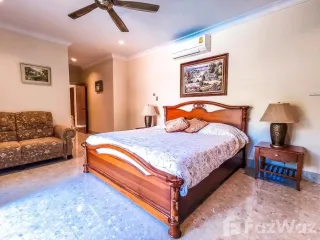 For sale 6 bed villa in San Pa Tong, Chiang Mai