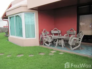 For sale 4 bed condo in Mueang Chiang Mai, Chiang Mai
